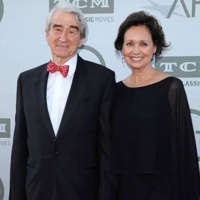 Photo of Lynn Louisa Woodruff and Sam Waterston during an award ceremony. 